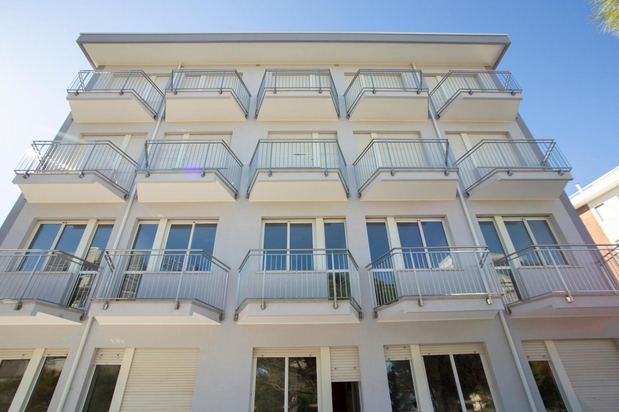 Hotel La Perla Rimini Ngoại thất bức ảnh