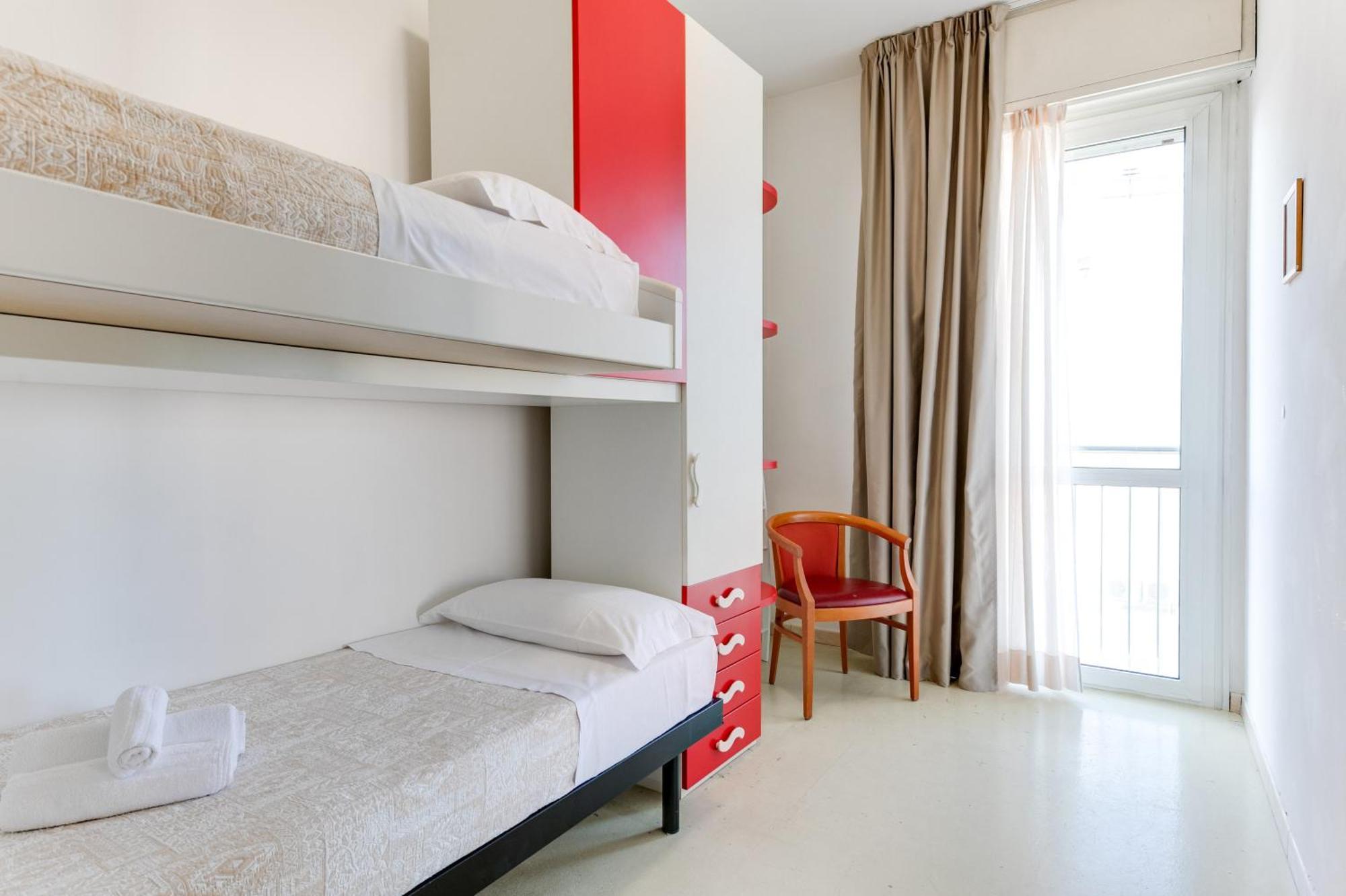 Hotel La Perla Rimini Ngoại thất bức ảnh