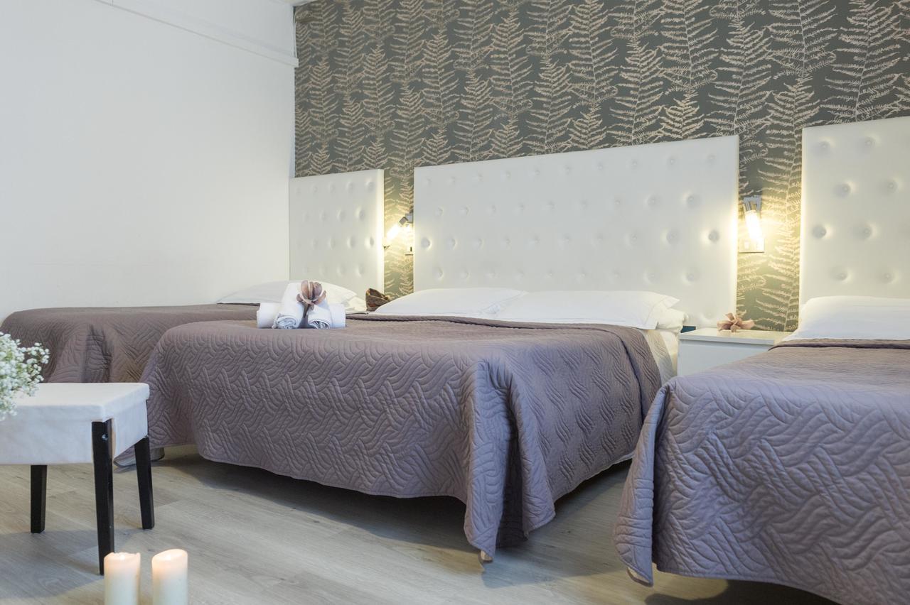 Hotel La Perla Rimini Ngoại thất bức ảnh