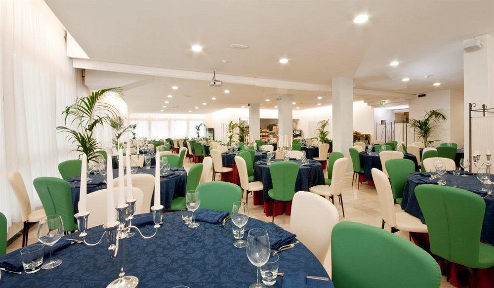 Hotel La Perla Rimini Ngoại thất bức ảnh