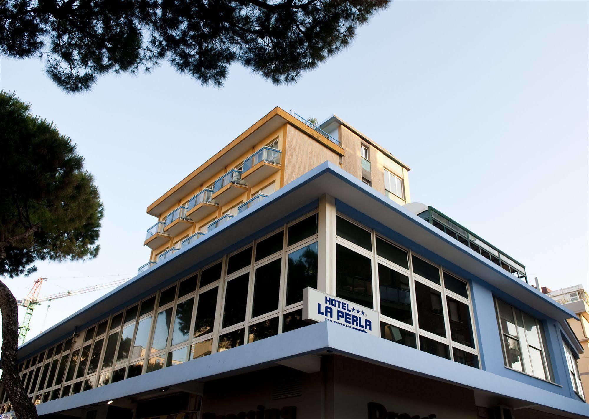 Hotel La Perla Rimini Ngoại thất bức ảnh